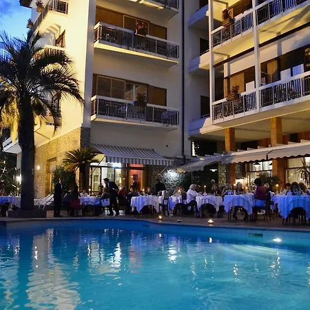 Grand Tamerici & Principe Hotel 4*